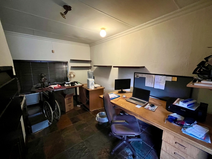 3 Bedroom Property for Sale in La Hoff North West